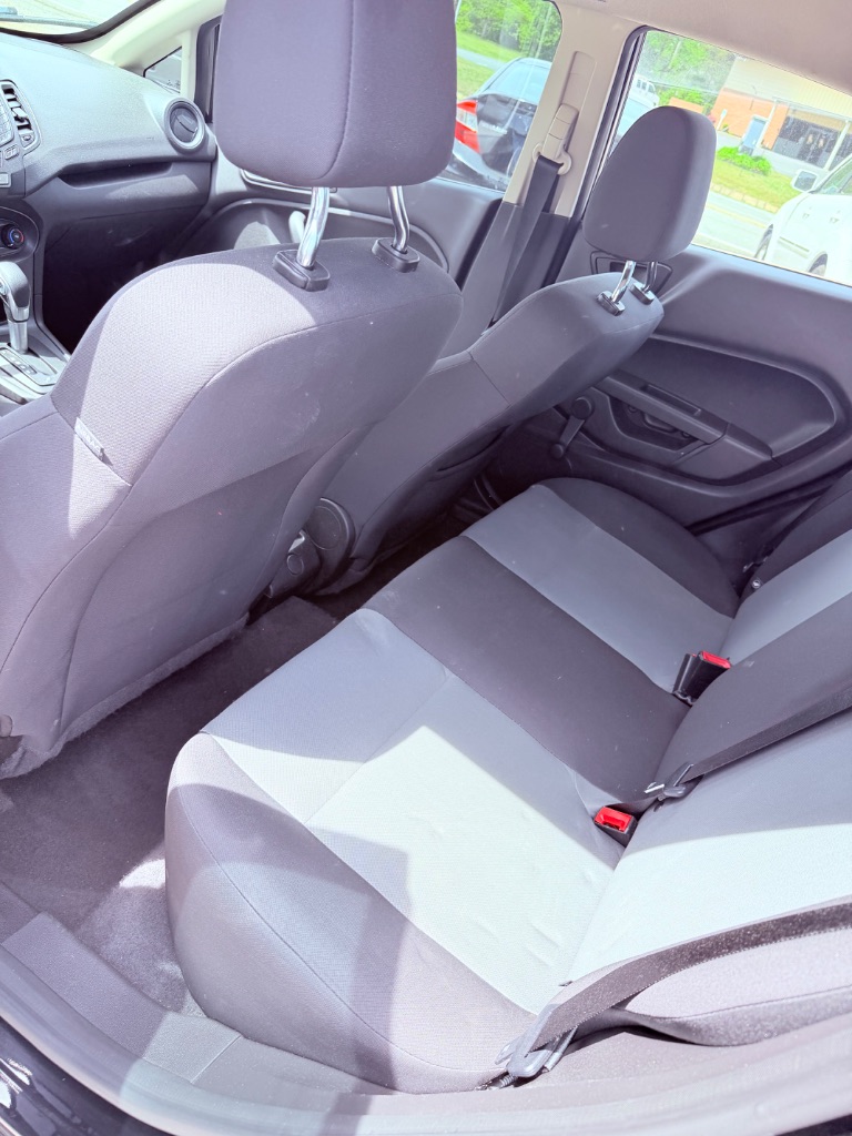 2018 Ford Fiesta S - Photo 6